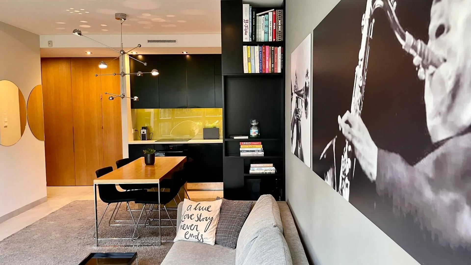 Apartament Z Ogrodem Na Osiedlu Aquarius 소포트 아파트